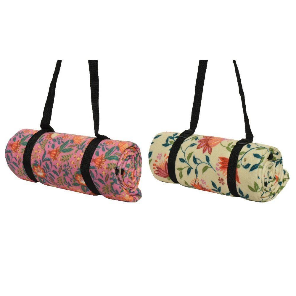 Decoris 170cm Fleece Floral Picnic Blanket (Choice Of 2) 1 Decoris 170cm Fleece Floral Picnic Blanket (Choice Of 2)